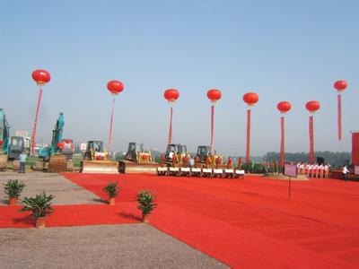 专业供应上海充气拱门，升空气球服务