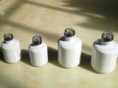 供应指甲油瓶烤漆加工-广州专业指甲油瓶烤漆生产加工厂厂家