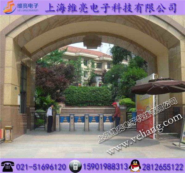 校园刷卡翼闸_幼儿园接送系统翼闸_幼儿园拍照翼闸