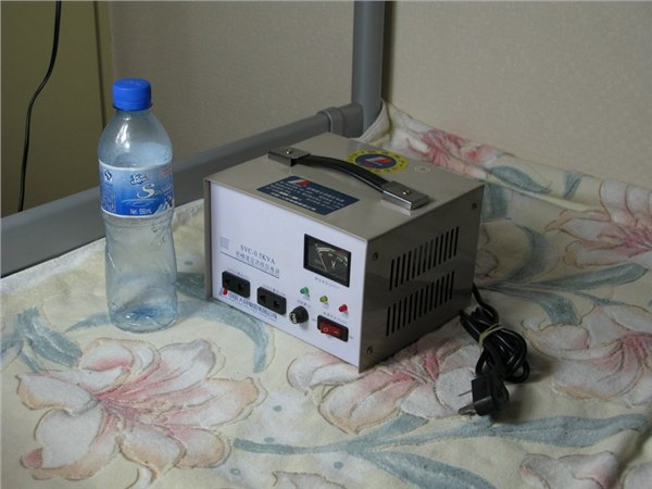 供应SVC-5KVA高精度稳压器 西安全自动交流稳压器
