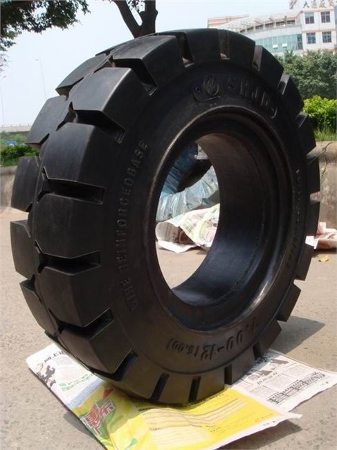 风神轮胎 装载机轮胎 铲车轮胎 工程机械轮胎 工程轮胎