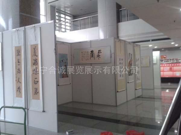 南宁展板出租 广西书画展览屏风出租 便携易拆不伤底板8K厂价出租展板