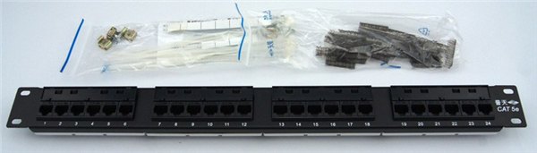 普天超五类非屏蔽24口配线架   保本价格特销