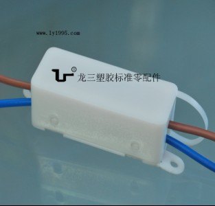011卡式接线盒东莞龙三塑胶标准零配件厂质优价廉