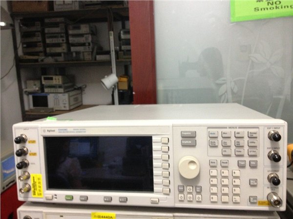 Agilent E4438C