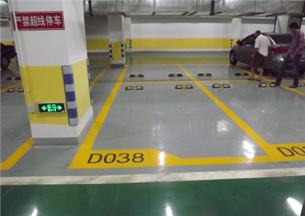济南停车场划线\道路小区冷喷划线价格
