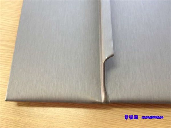 烟台0.7mm厚YX25-330型铝镁锰是哪里生产的