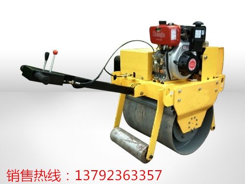 新品发布大轮径手扶式压路机 大单轮重型压路机 