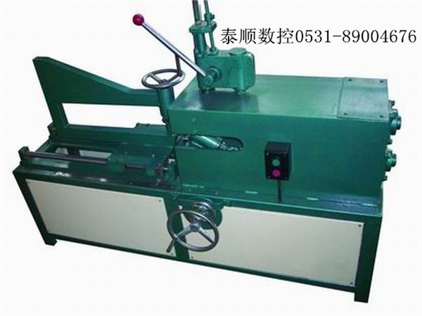 山东济南泰顺厂家专业生产供应YJ-1000型全新绝缘纸板剪圆机