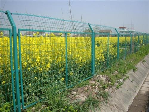唯佳金属网护栏网生产厂家框架护栏网详细介绍宁波框架护栏