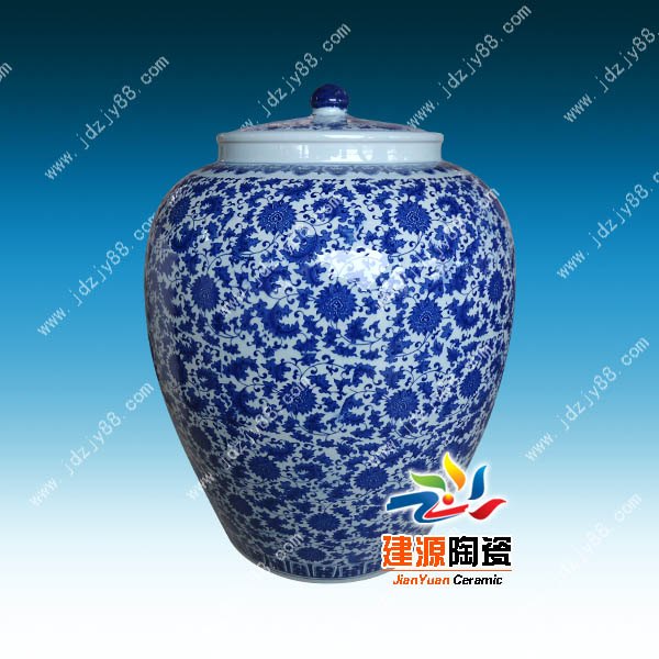 陶瓷酒坛生产厂家，50斤陶瓷酒坛，一百斤陶瓷酒坛批发
