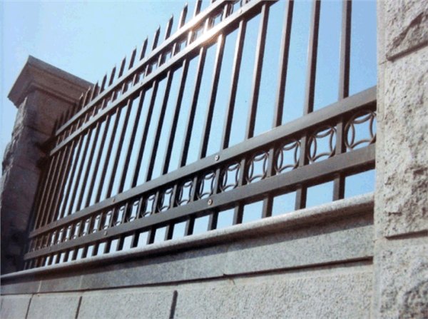 厂房围墙铁艺批发厂家