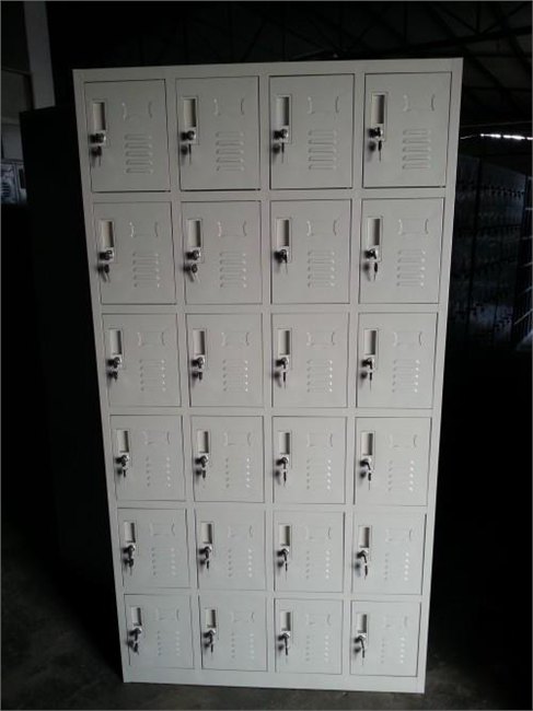 乐昌员工更衣柜四门员工更衣柜图富新源