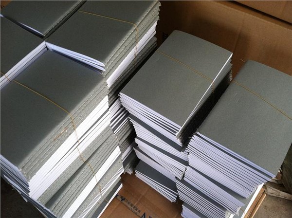 哪里有印刷证书加封面皮面烫金字的，订做证书封皮