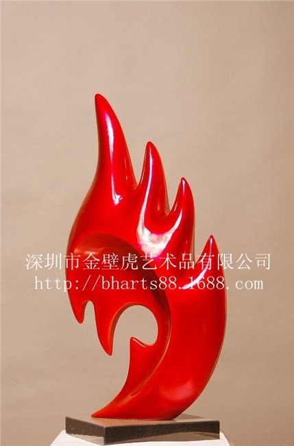深圳金壁虎雕塑艺术品公司供应抽象树脂红火雕塑摆工艺品