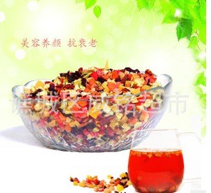 滋润的水果茶