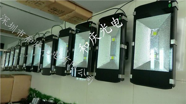 LED隧道灯 道路交通灯具 大功率集成80-240W隧道灯