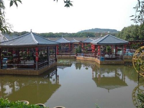 树脂瓦_森颢建材_台州轻质树脂瓦厂家