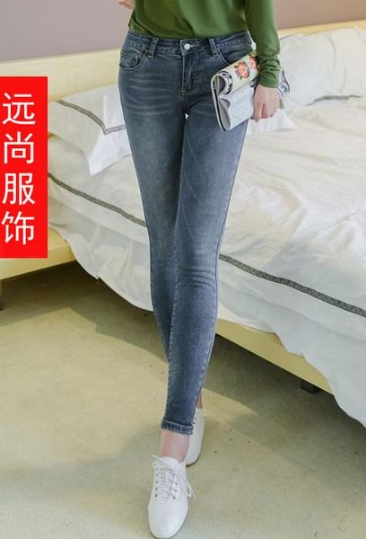 贵阳杂款时尚雪花牛仔裤优质加绒保暖衣批发
