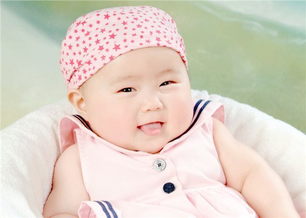 爱心家政服务奶妈`中介奶妈招聘奶妈网母乳我信赖