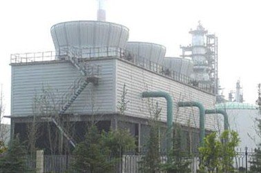 潍坊优质的无填料喷雾冷却塔_厂家直销 供应立式玻