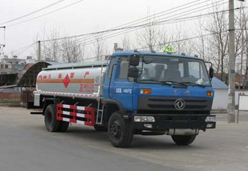 克拉玛依东风153油罐车10吨油罐车价格