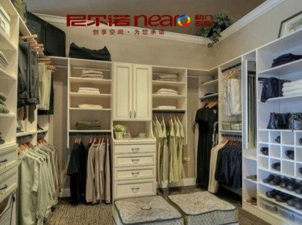 2014年全屋定制家具品牌前景——尼尔诺移门衣柜