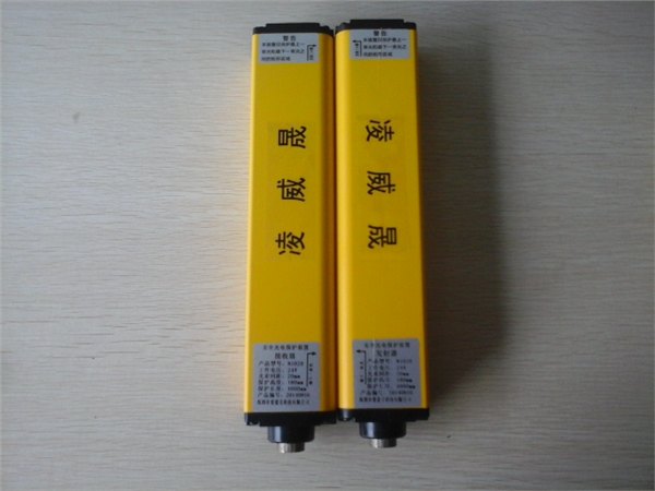 光电保护器，凌威晟光电保护器厂家，LVS-1220光电保护器价格