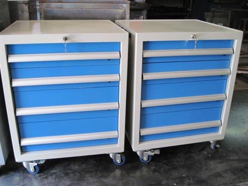 临沂移动工具车,富新源公司自产自销,龙华四抽单门工具车