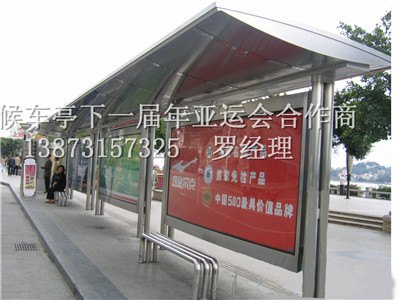 长沙人民路快速路公交候车亭是哪里做的？长沙最具创意的候车亭厂家！