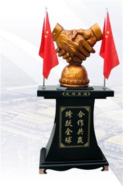 摆件公司开业贺喜摆件领航舵图武汉光谷激光工艺品