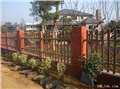 青岛草坪护栏 青岛铁艺镀锌护栏 青岛铁艺栏杆 青