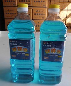济南知名的热销玻璃水厂家，玻璃水哪家好？济南新亚