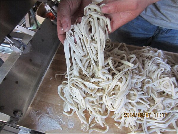 山西刀拨面