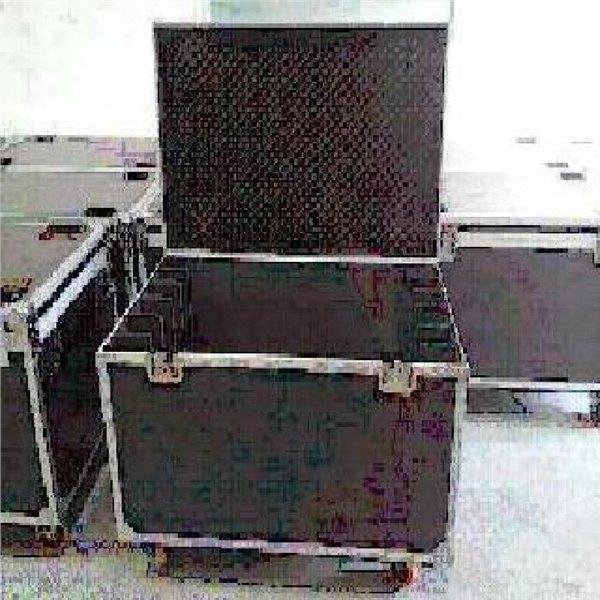 宏海达LED显示屏航空箱