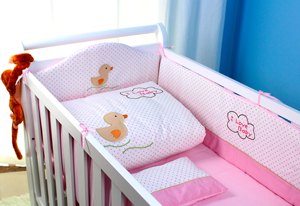 山东日照婴儿床生产厂家首选艾伦贝