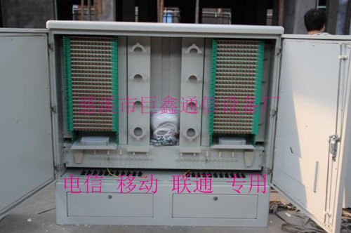 室外防水壁挂式光缆交接箱
