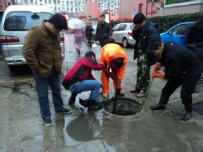 宜兴市西渚清理化粪池