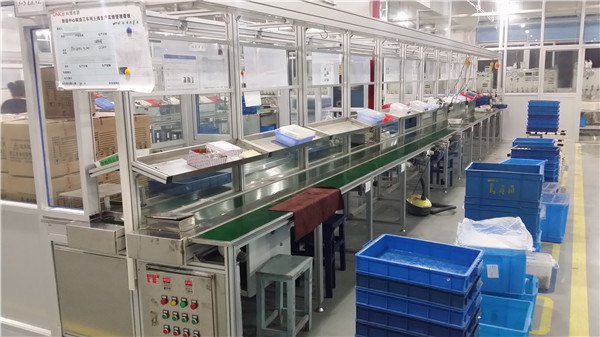 瑞安陶山镇塑壳式断路器组装输送机厂家价格_温州输送机厂家价格
