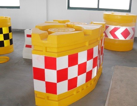 防撞塑料墩 中空注水防撞墩 三联组防撞块