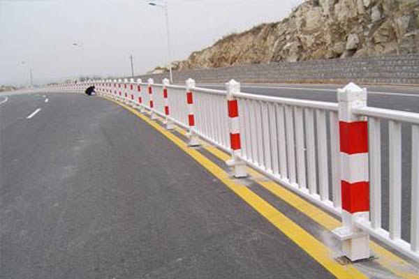道路信号灯的控制原理与组成