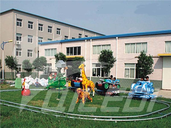 大型游乐场游乐设备新款激光战车轨道追逐车游乐设施