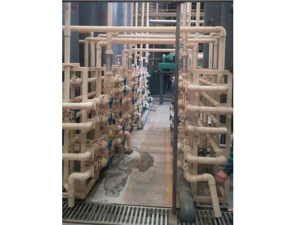 德州离子交换器生产厂家_纯水处理用阴阳离子交换器