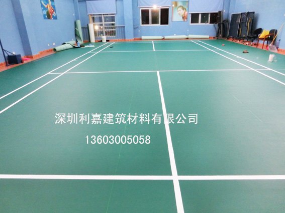 深圳羽毛球场塑胶运动地板 羽毛球场馆专业运动地胶 