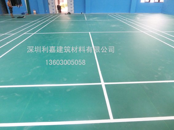 广东深圳 4.5mm厚羽毛球场塑胶地板批发