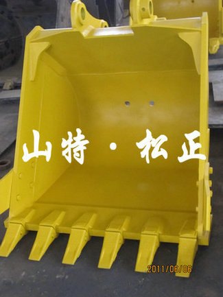 小松挖掘机铲斗总成 小松1.0方铲斗 济宁厂家直销