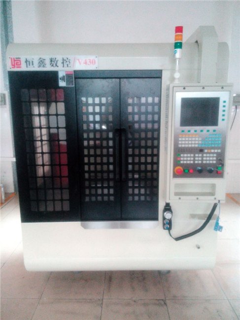 广东主打小型五金配件加工的小型数控机床