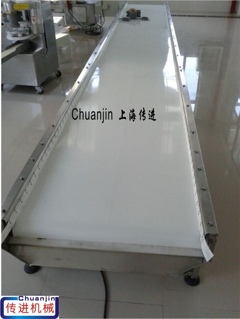 符合食品生产的卫生要求，无污染的皮带输送机