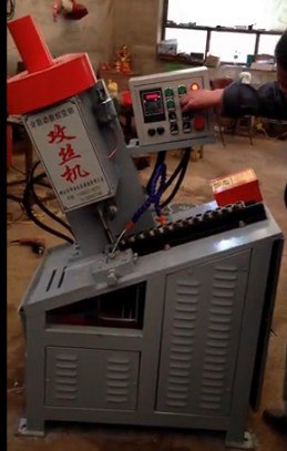 供应攻丝机//全自动攻丝机价格//自动攻丝机报价
