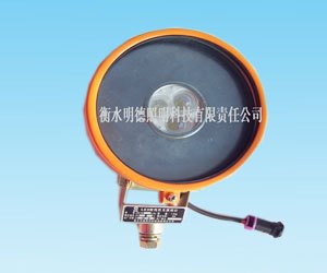 LED架线机车照明灯